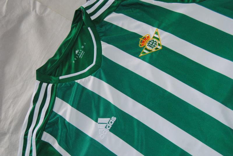Real Betis 2015-16 Home Soccer Jersey - Click Image to Close